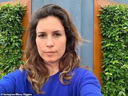 Missy Higgins discusses her father's recovery after his COVID diagnosis