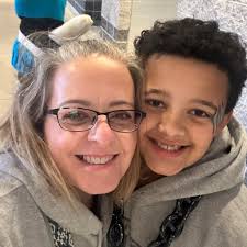 Looking for someone who can pick up my kid from Eastland middle school and  keep until 5:15ish? Please have references. I will reach out! Thank you!