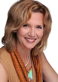 Janine Ross's Instagram, Twitter & Facebook