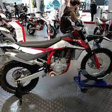 Pin Pa Zupin Moto Sport