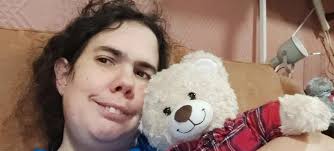 vicky amos (@vickyamos1989)