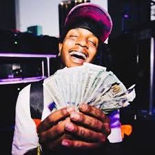 Why do some people flex and some don't? Rappers Flex Home Facebook