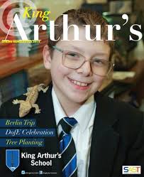 Annual Review 2015-2016 by hollygeorge