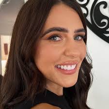 Holly Hilton's Instagram, Twitter & Facebook