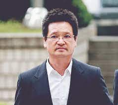 May 02, 2019 · 윤중천 자살 누구 중천산업개발 건설회사 고향 나이 아내 학력 프로필. ë‹¨ë… ìœ¤ì¤'ì²œ ê³µê°ˆí˜ì˜ ëˆ ì•ˆì£¼ë©´ ê°ì‚¬ì›ì— ì‚¬ìƒí™œ í­ë¡œ ì¤'ì•™ì¼ë³´