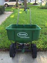 The wizz holds up to 2,500 sq. Scotts Speedy Green 2000 Lawn Spreader Nar Media Kit