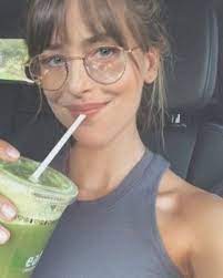 59 Trendy Hair Bangs Glasses Lips Bangs And Glasses Lip Hair Dakota Johnson Hair