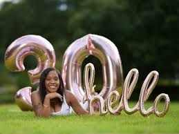 35th Birthday Photoshoot Ideas For Adults Birthday Photoshoot Image By Lauren Scoggins On 30th Birthday Birthday Photos 21st Birthday Photoshoot