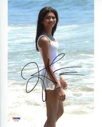 Zendaya Coleman 'Shake It Up!' K.C. Undercover Zapped Signed 8x10 Photo  Certified Authentic PSADNA COA at Amazon's Entertainment Collectibles Store