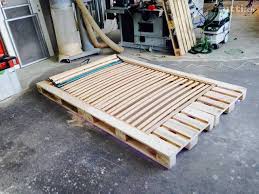 Paletten Bett 140x200 Palletten Bett Palettenbett Europaletten Bett