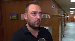 Police called to EMSB meeting after frustrations boil over