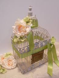 Bird Cage Decor Ideas For Weddings With Vintage Decorations Less Is More Let The Character Of Each Vintage Piece Speak For It Bird Cage Decor Vintage Wedding Decorations Bird Cage Centerpiece