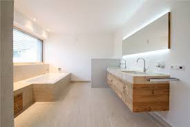 Altholz Badmobel Modernes Badezimmerdesign Badezimmer Dachgeschoss Und Bad Einrichten