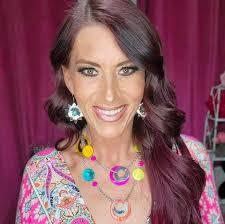 Hilda Quintanilla's Instagram, Twitter & Facebook