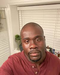 Justin Mitchell's Instagram, Twitter & Facebook