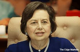 Ungku zeti akhtar binti profesor diraja tun dr. Bank Negara Governor Zeti Says Finance Economy Severance Raises Potential For Financial Instability The Edge Markets
