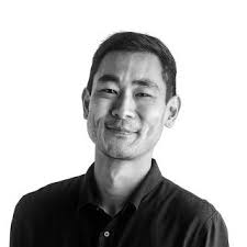 Mostra exibe bibliotecas e reflete sobre pretensão de abarcar o saber do  mundo