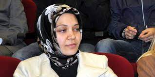 Hilal kaplan | akşam haberleri ahmet davutoğlu'nun i̇stifa sürecinde adı duyulan pelikanı hilal i̇smail saymaz'dan hilal kaplan'a: Hilal Kaplan Neymis Bu Pelikan Bir De Benden Dinleyin