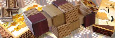 The first japanese puzzle boxes were designed over 100 years ago in the hakone region of japan. Japanese Puzzle Box Himitsu Bako Japanese Puzzle Box And Yosegi Zaiku Izumiya Online Shopping Site