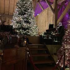 En 1998, elle accompagne céline dion entourée par sa famille sur les titres feliz navidad et les cloches du hameau sur l'album de noël these are special times 8. Le Hameau Du Pere Noel Language Fr Andilly Le Hameau Du Pere Noel En France Haute Savoie