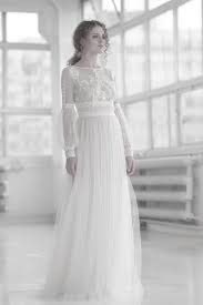 Her world is dynamic and free, with no boundaries for happiness. Brautkleid Olga Bridal Concept Store Das Brautstubchen