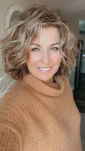 Lori Baucom (lbaucom87)