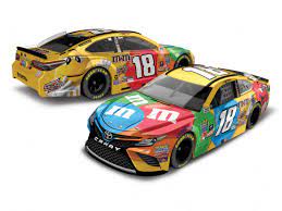 At the track nascar diecast collectibles offers free shipping on all purchases on all scales of nascar diecast. Nascar Lionel Racing Diecast Car Kyle Busch M M Brand 2017 Toyota Camry 1 64 Arc Hobbyking