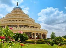 We will help you during the whole conception process and will create you the best logo possible, so your company stands out of the crowd. Why Sri Sri Ravi Shankar Is Laughing All The Way To The Bank Rediff Com Business