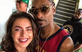 Maakt niet uit wie zich deze week onder het streng toeziend oog van erik van looy tot slimste mens weet te. Olga Leyers Op Coachella Mama Papa Ik Ben In Goede Handen Celebrities Hln Be