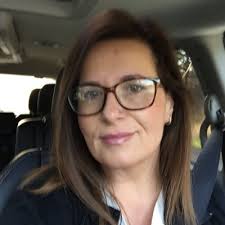 Darlene Roche's Instagram, Twitter & Facebook