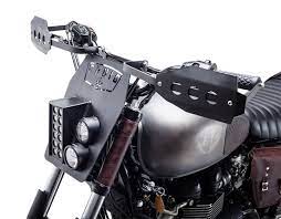 This Mad Max Themed Triumph Furiosa Will Get You Through The Apocalypse Best Car Insurance Triumph Triumph Cafe Racer