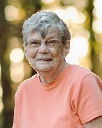 Edna Arrington's Instagram, Twitter & Facebook