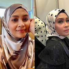 Usik mengusik, semakin lama menjadi rindu hati merindu, asyik merindu tersentuh rasa, tidak terduga timbullah sayang andai tak jumpa, menjadi dendam. Gurauan Berkasih Siti Nordiana Achik
