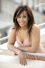 Ne retiens pas tes larmes. Amel Bent Biography And Movies
