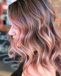 Black And Gold Hair Color 44 Gorgeous Shades Of Ashy Pink Black Rooted Hair Color Rose Gold Fall Hair Balayage Hair Rose