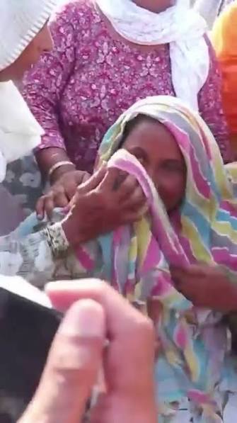 गुलजार सिंह का जबरन अंतिम संस्कार कराया जा रहा है।, उनकी पत्नी ने भी कहा कि  हमारी सहमति नहीं है।, ड्रग्स माफिया मंत्री को बचा रही है पंजाब की AAP  सरकार! | Indian National Congress - Delhi | Facebook