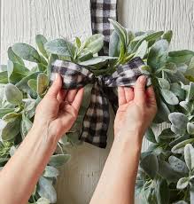 These are perfect to add to wreaths, garland, trees, gifts and more! How To Make A Bow For A Wreath Better Homes Gardens
