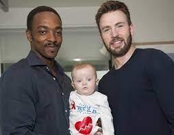 Do you like this video? Photos Chris Evans And Anthony Mackie Surprise Kids At Mgh