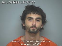 Jordan James Gunter Beaufort, South Carolina http://Arre.st/SC-1000706177