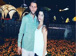 Il colpo fatto esplodere dall'assessore leghista alla sicurezza massimo adriatici è costato la vita ad un uomo di 39 anni, di origini marocchine. Incidente Stradale A Voghera I Genitori Muoiono Ma Il Figlio Di Sei Mesi Rimane Illeso Zz7 Curiosita News Ed Informazioni