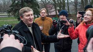Чалов, васин и карпов по крайней мере не в старте. Korol Bez Korolevstva Rinat Ahmetov I Krizis V Donbasse Ukraina I Ukraincy Vzglyad Iz Evropy Dw 15 10 2014