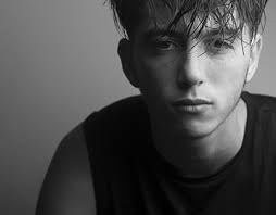 Reda Design Projects :: Photos, videos, logos, illustrations and branding  :: Behance