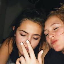 Destiny Delgado (@ndestinydelgado)