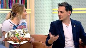 Vizioneaza online sezonul 6 al emisiunii prodanca si reghe: Robreak DistracÈ›ie Chiar È™i In Pauzele Publicitare By Antena 1