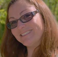 🤓In “The Pageant” episode, Aunt Bee accepts the role of Lady Mayberry in  the Mayberry Centennial Pageant when Clara Edwards has to drop out. We  quickly see that Aunt Bee has overestimated