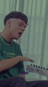 Me haces falta como un café en la mañana🎶✨️ #francolombardo #liramusica  #parati #viral #cumbia #cancionesparadedicar #cumbiaargentina  #isaacgclyrics #silaven @liramusicaok @Franco Lombardo