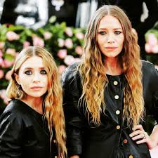 мэри кейт олсен эшли олсен фильмы с их участием Den Rozhdeniya Meri Kejt I Eshli Olsen Yarkie Foto I Fakty Iz Zhizni Izvestnyh Sester Shou Biz Na Joinfo Ua