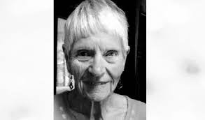 Robin Isham's Instagram, Twitter & Facebook