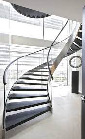 Decorate Your Staircase Using These Amazing Railings Pouted Com Luxury Staircase Modern Staircase Stairs Design Modern