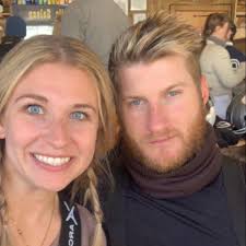 We would like to announce the return of Coach Jason Brabham to the Oak  Forest family. Coach Brabham will lead the Yellow Jackets next season as  the Head Football Coach. In addition